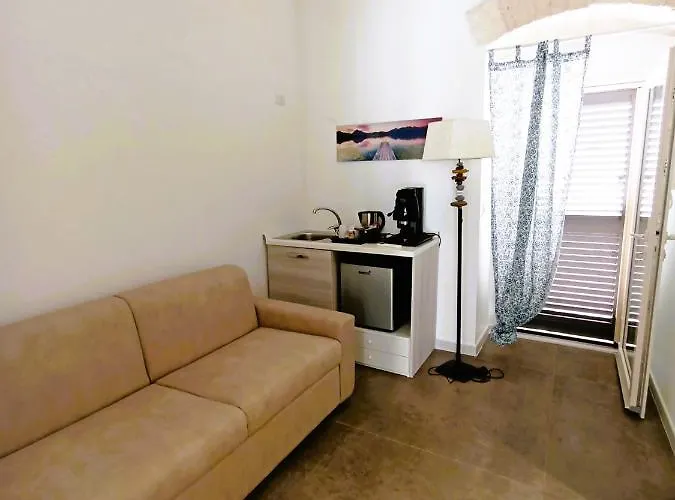 Vien Dal Mare باري